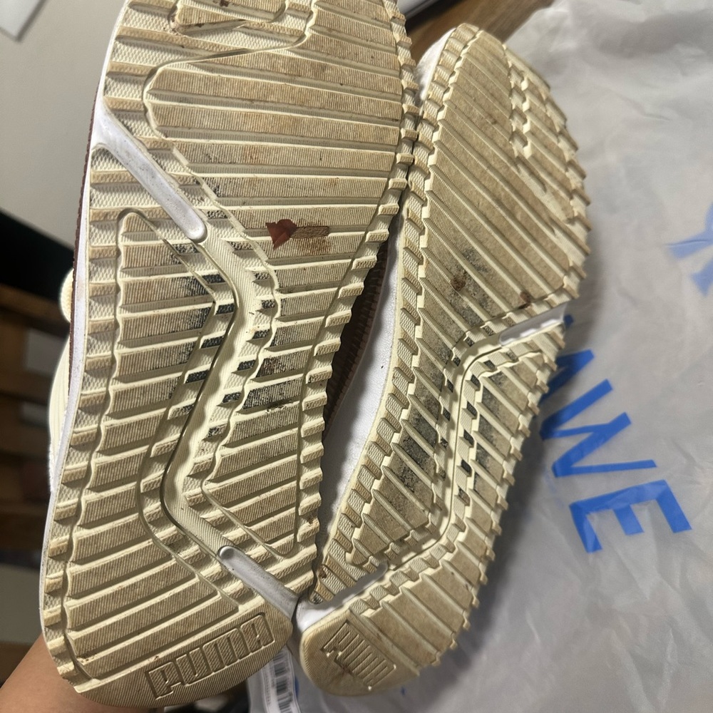 Puma shoes - Picture 6 of 6